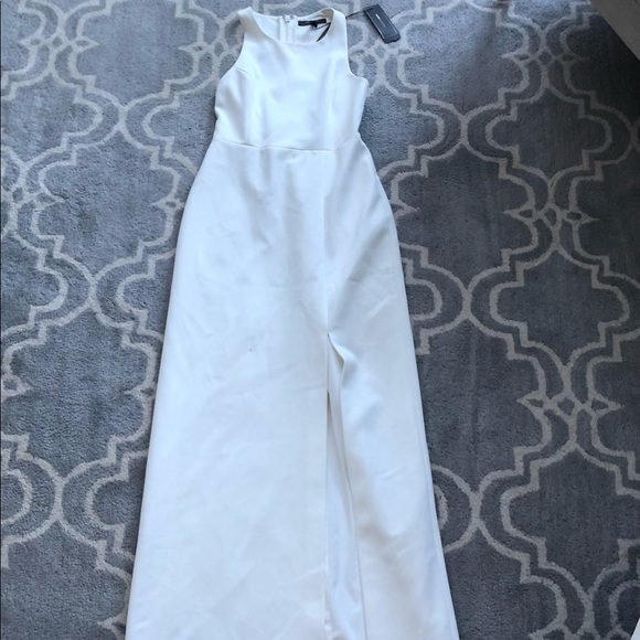BCBGMaxAzria Dresses & Skirts - Brand New BCBG Size 0 White Dress